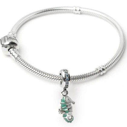charm-cavalo-marinhho-prata925.jpg
